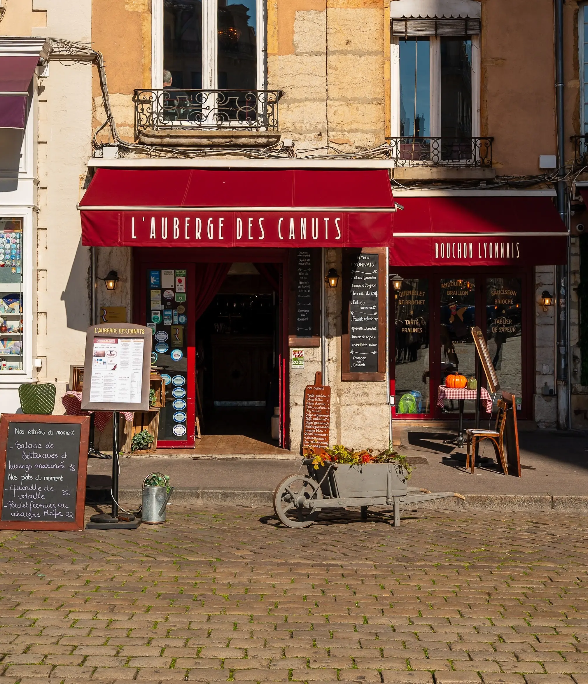 Bouchon lyonnais avec terrasse vieux lyon