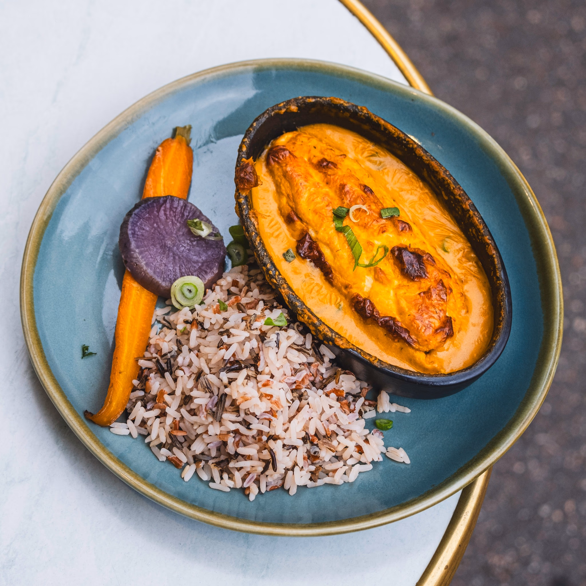 quenelle de brochet sauce Nantua, plat lyonnais